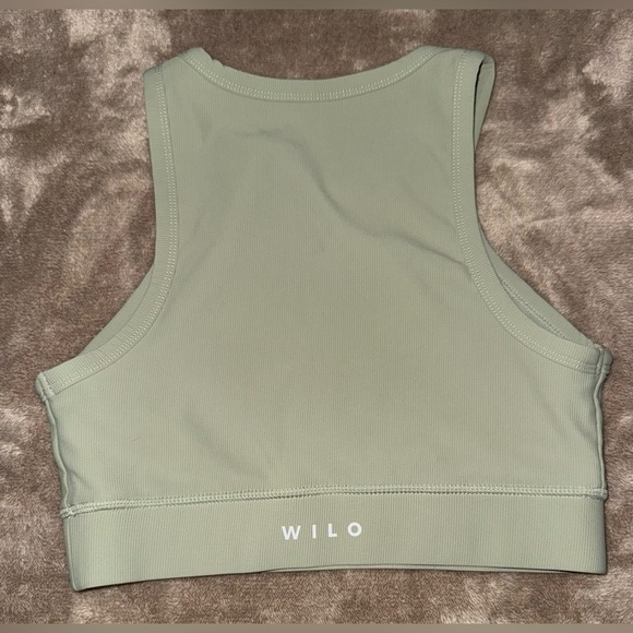 WILO THE LABEL High Neck Racer Back Sports Bra in Sage Green Size Medium - Picture 4 of 4